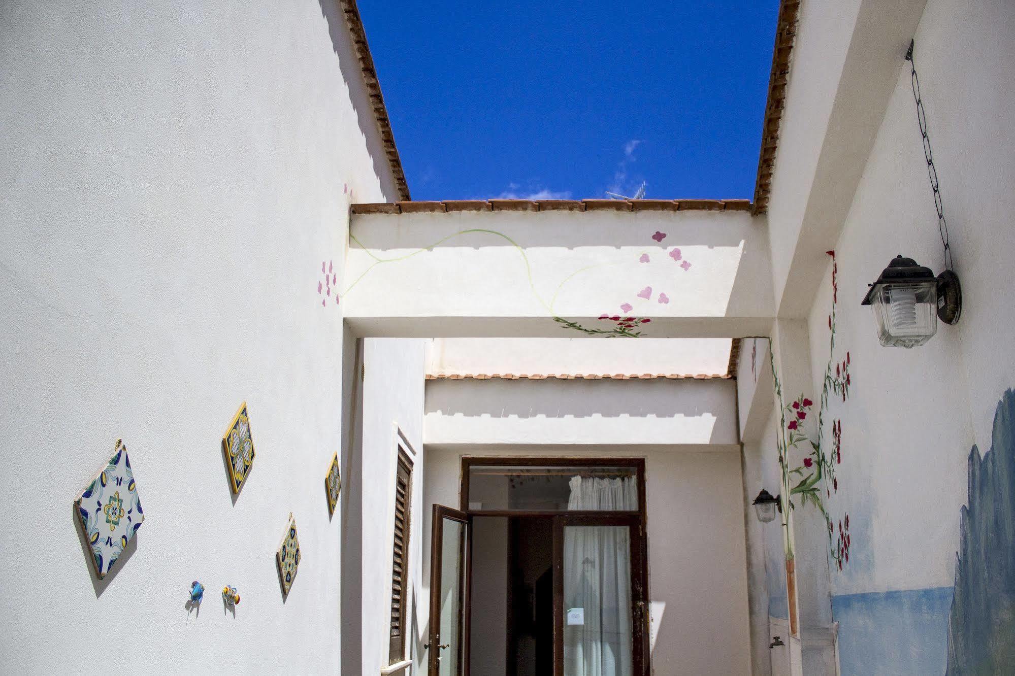Cofanomare Bed & Breakfast Кустоначи Екстериор снимка